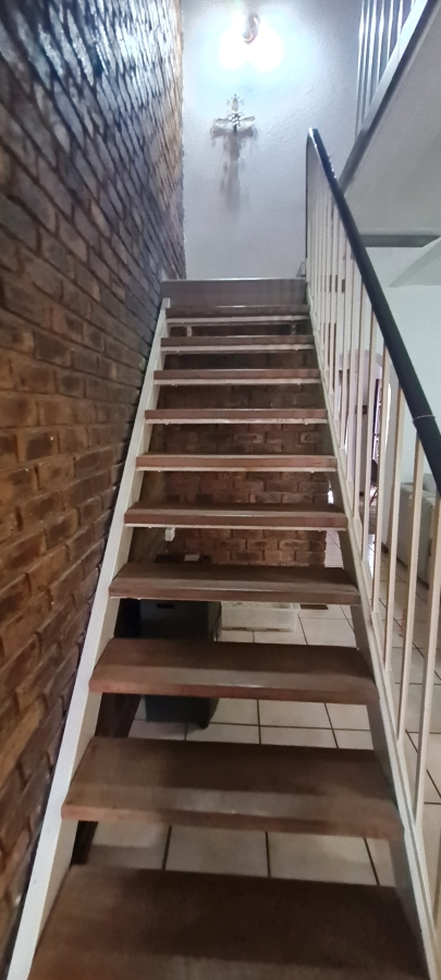 2 Bedroom Property for Sale in Petersfield Gauteng