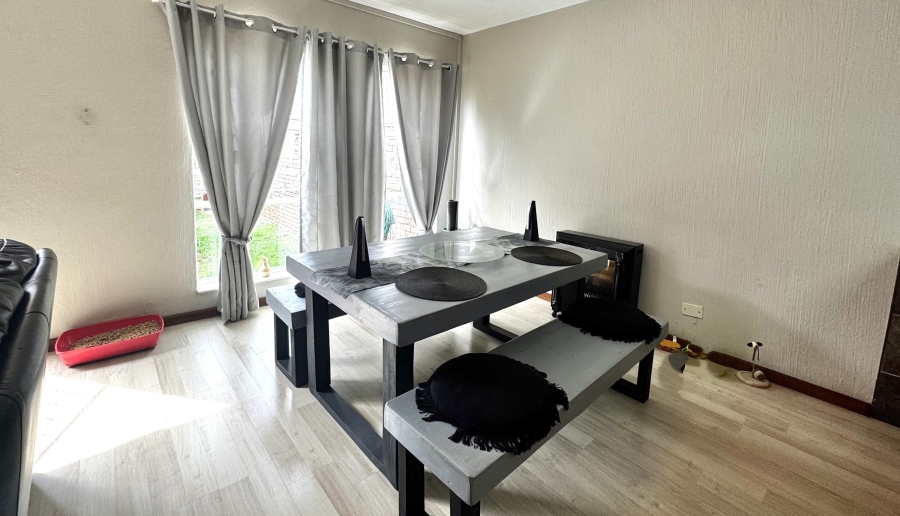 To Let 3 Bedroom Property for Rent in Elarduspark Ext 3 Gauteng