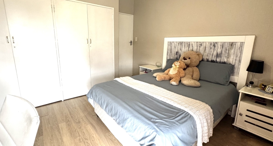 To Let 3 Bedroom Property for Rent in Elarduspark Ext 3 Gauteng