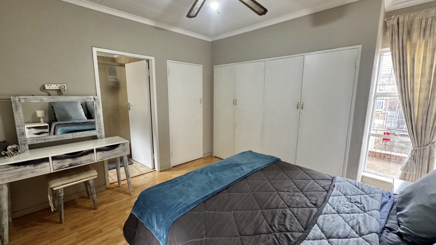 To Let 3 Bedroom Property for Rent in Elarduspark Ext 3 Gauteng