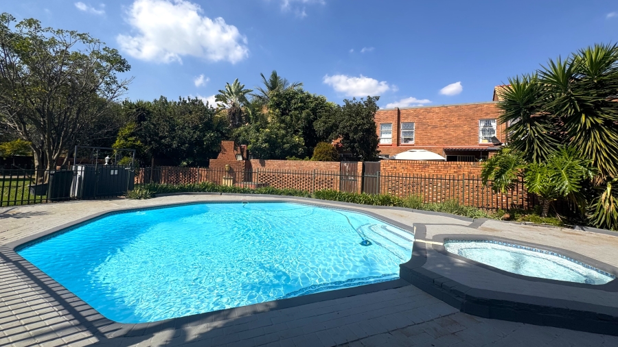 To Let 3 Bedroom Property for Rent in Elarduspark Ext 3 Gauteng