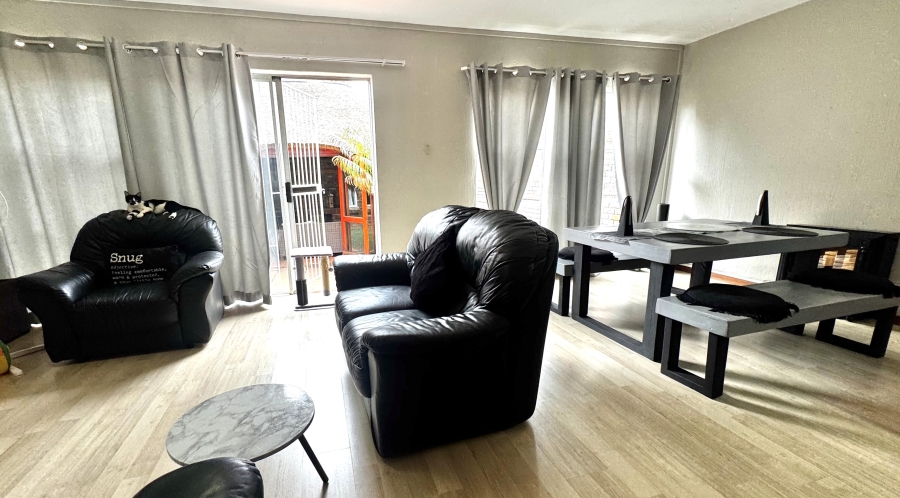 To Let 3 Bedroom Property for Rent in Elarduspark Ext 3 Gauteng