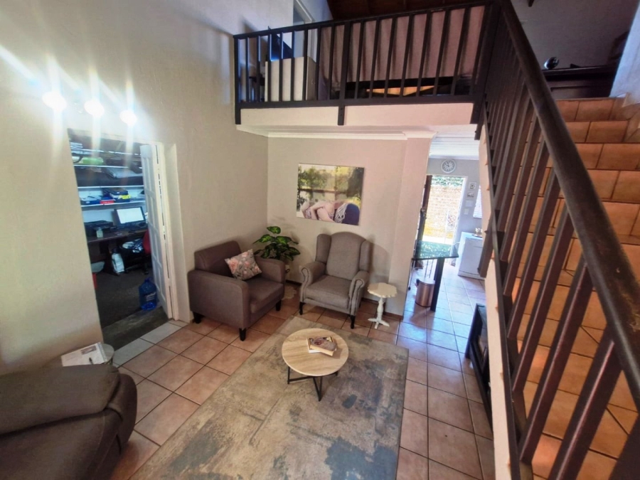 3 Bedroom Property for Sale in Magalieskruin Gauteng