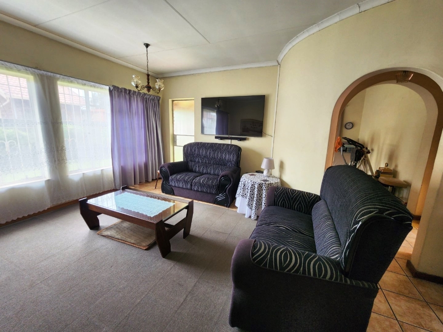 3 Bedroom Property for Sale in Dorandia Gauteng
