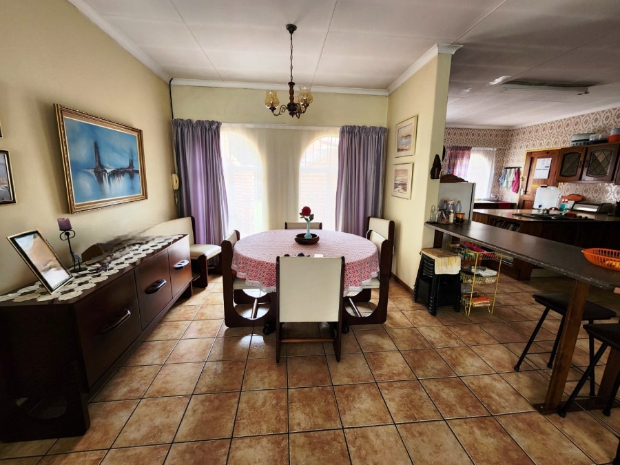 3 Bedroom Property for Sale in Dorandia Gauteng
