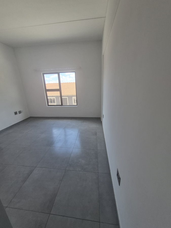 1 Bedroom Property for Sale in Ferndale Gauteng