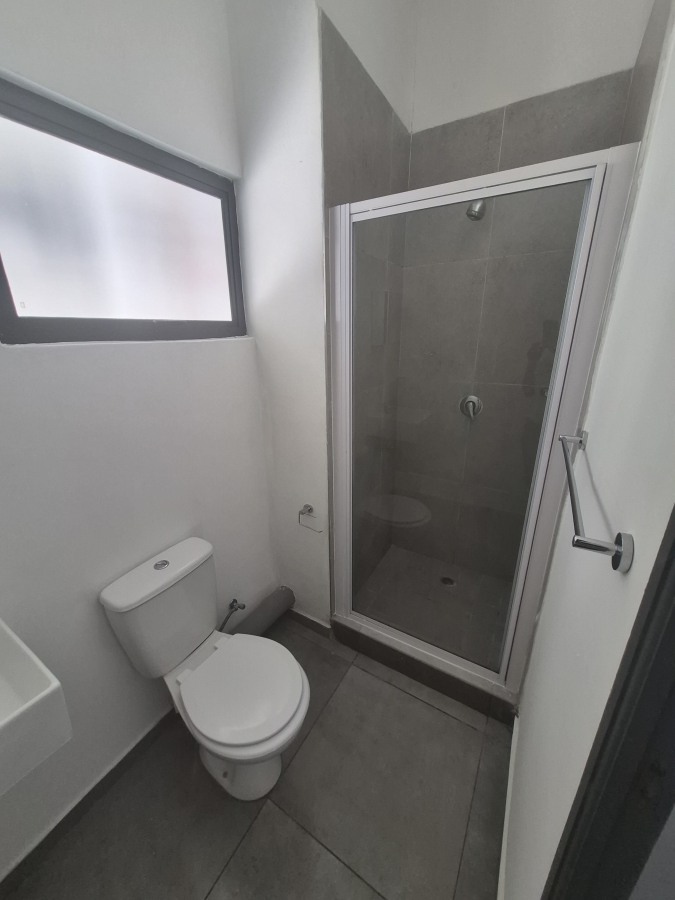 1 Bedroom Property for Sale in Ferndale Gauteng