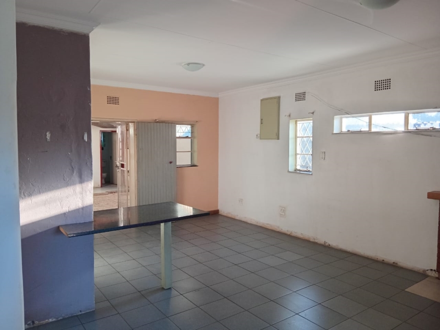 2 Bedroom Property for Sale in Strubenvale Gauteng
