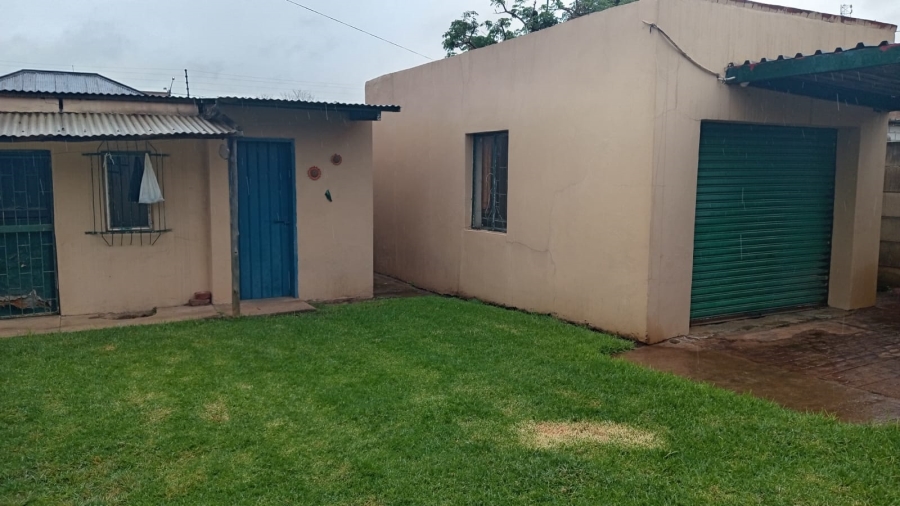 To Let 3 Bedroom Property for Rent in Springs Central Gauteng
