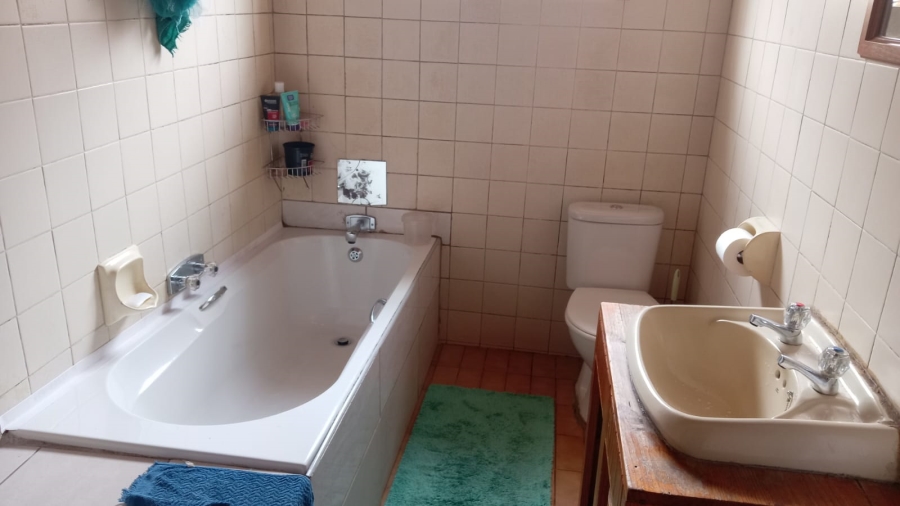 To Let 3 Bedroom Property for Rent in Springs Central Gauteng