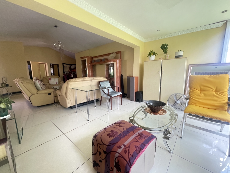 4 Bedroom Property for Sale in Waterkloof Ridge Gauteng
