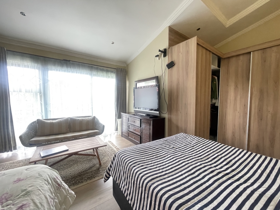 4 Bedroom Property for Sale in Waterkloof Ridge Gauteng