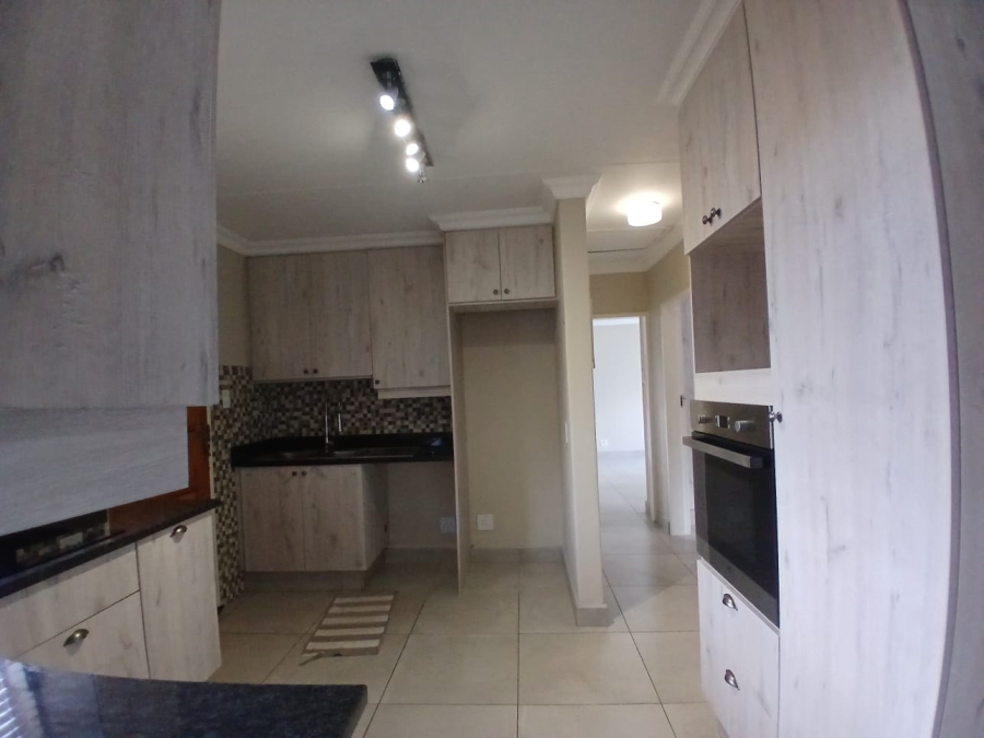 3 Bedroom Property for Sale in Die Hoewes Gauteng
