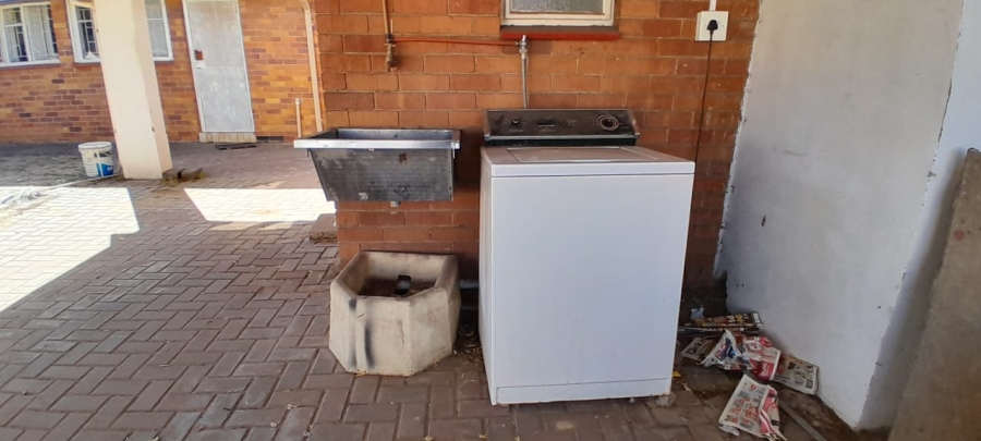 To Let 1 Bedroom Property for Rent in Vanderbijlpark CE Gauteng