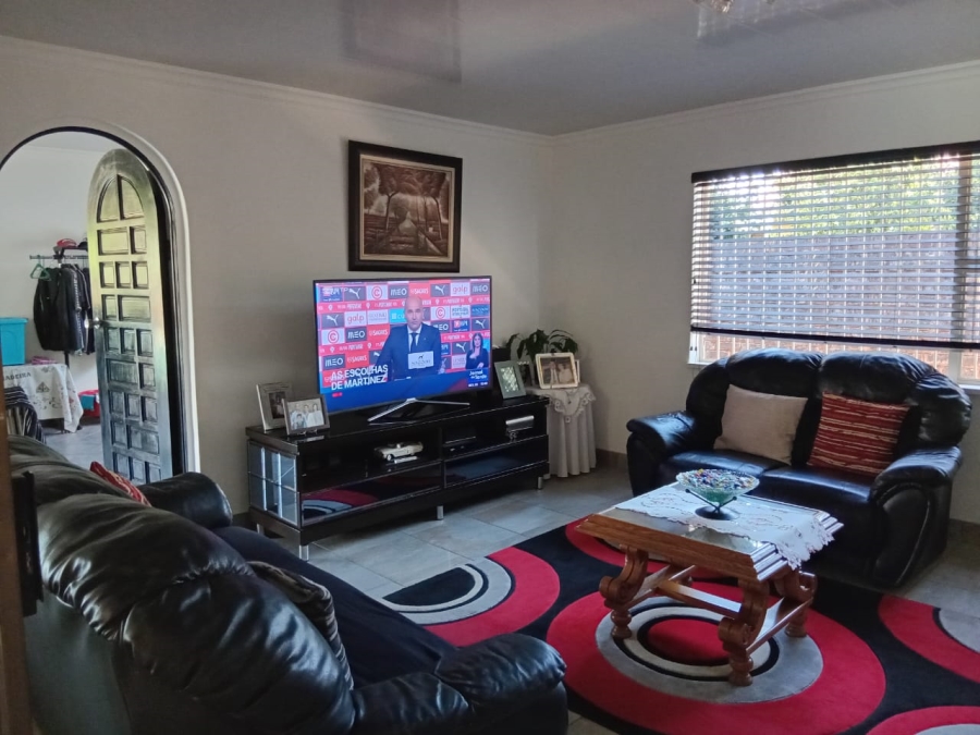 4 Bedroom Property for Sale in Edelweiss Gauteng