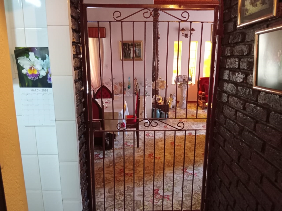 4 Bedroom Property for Sale in Edelweiss Gauteng