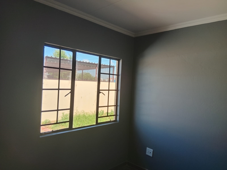 To Let 2 Bedroom Property for Rent in Selcourt Gauteng