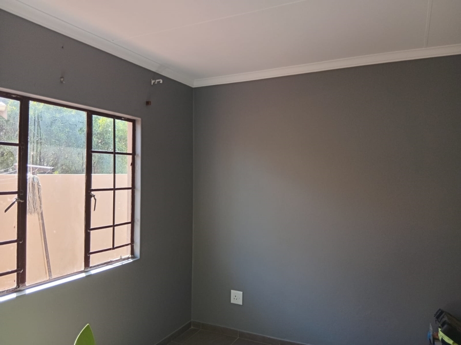 To Let 2 Bedroom Property for Rent in Selcourt Gauteng