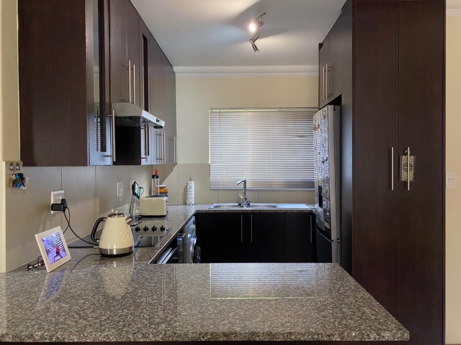 2 Bedroom Property for Sale in Comet Gauteng