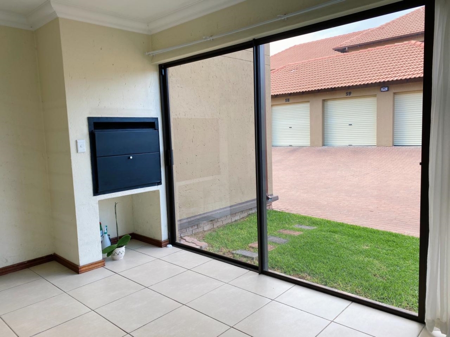 2 Bedroom Property for Sale in Comet Gauteng