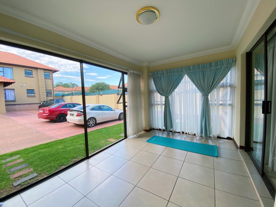 2 Bedroom Property for Sale in Comet Gauteng