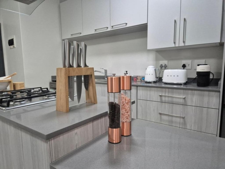 To Let 1 Bedroom Property for Rent in Carlswald Gauteng