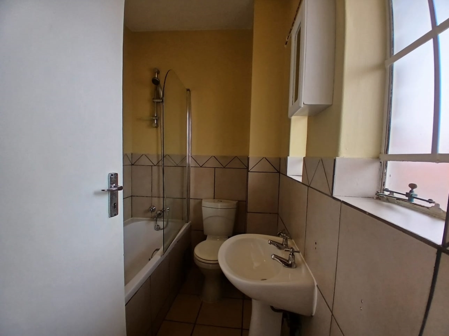 1 Bedroom Property for Sale in Highveld Gauteng