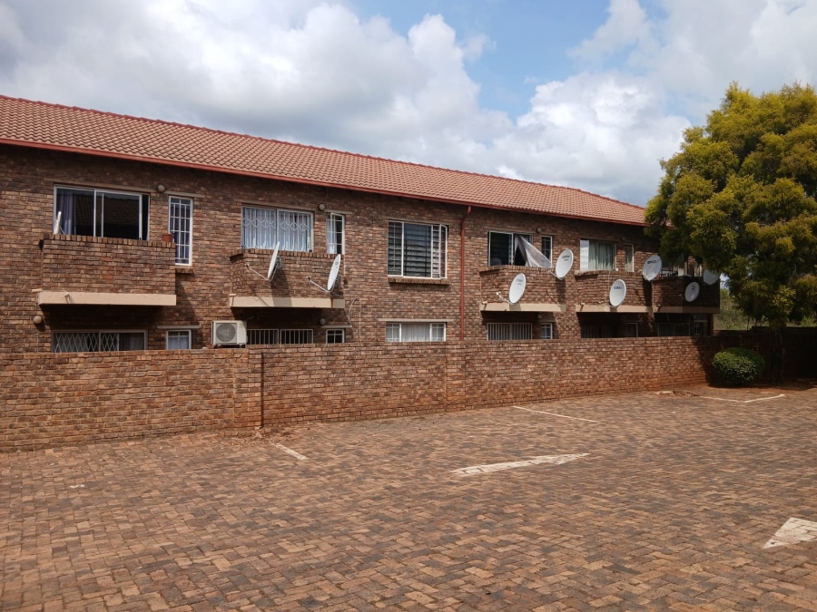 1 Bedroom Property for Sale in Highveld Gauteng