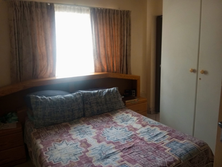 4 Bedroom Property for Sale in Crown Gardens Gauteng