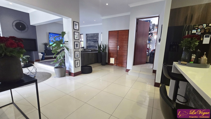 3 Bedroom Property for Sale in Olympus AH Gauteng