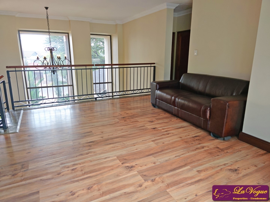 4 Bedroom Property for Sale in Blue Valley Golf Estate Gauteng