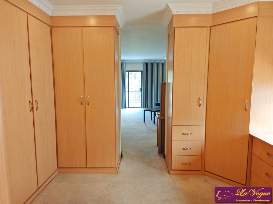 4 Bedroom Property for Sale in Blue Valley Golf Estate Gauteng