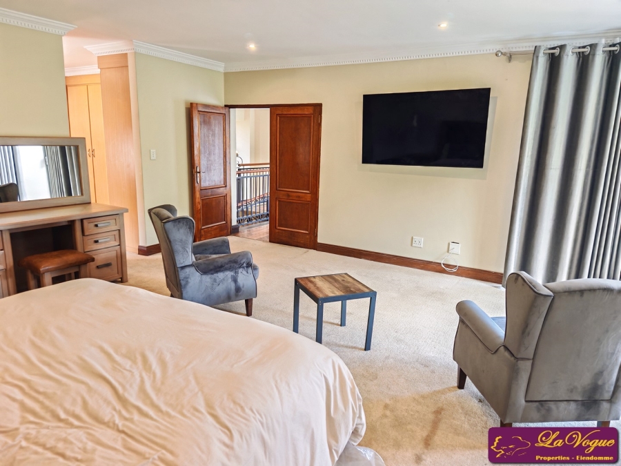 4 Bedroom Property for Sale in Blue Valley Golf Estate Gauteng