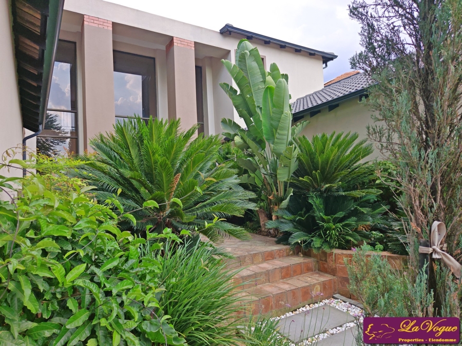 4 Bedroom Property for Sale in Blue Valley Golf Estate Gauteng