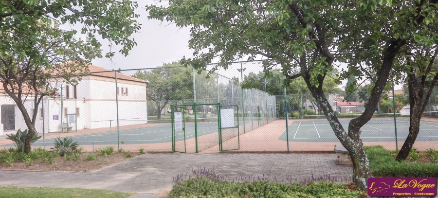 4 Bedroom Property for Sale in Blue Valley Golf Estate Gauteng