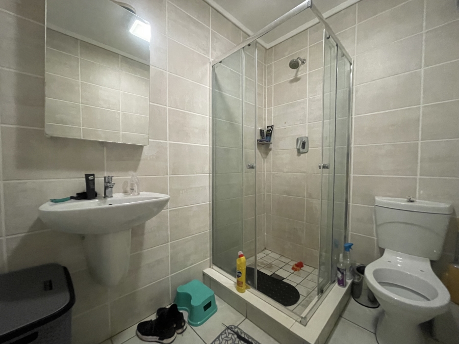 2 Bedroom Property for Sale in Zwartkoppies Gauteng