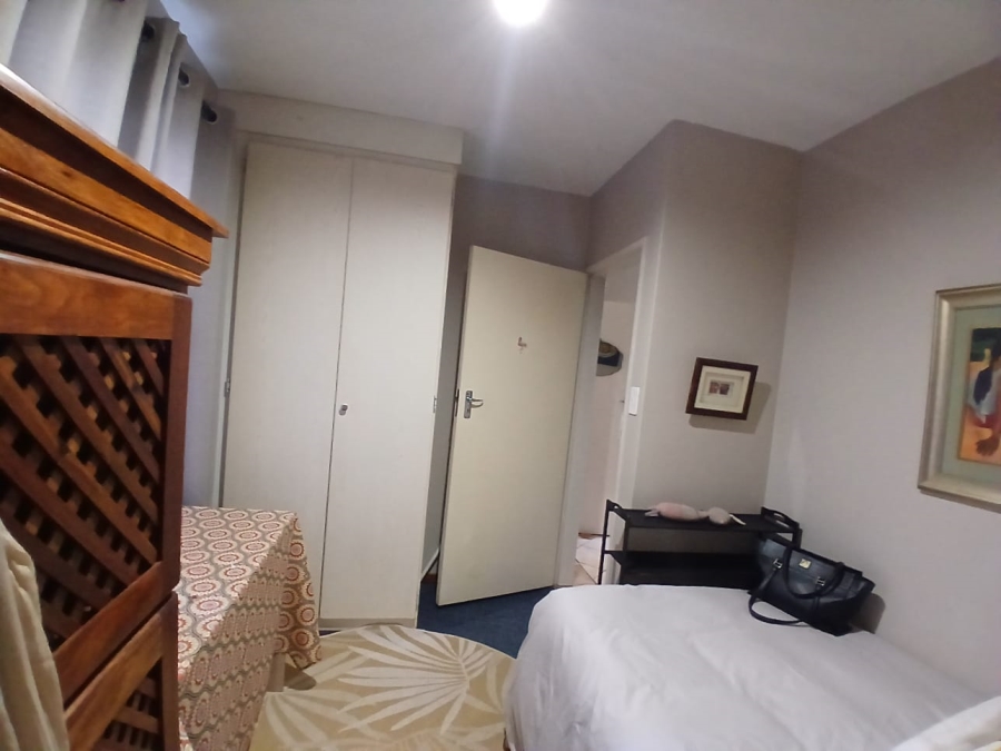 2 Bedroom Property for Sale in Die Hoewes Gauteng