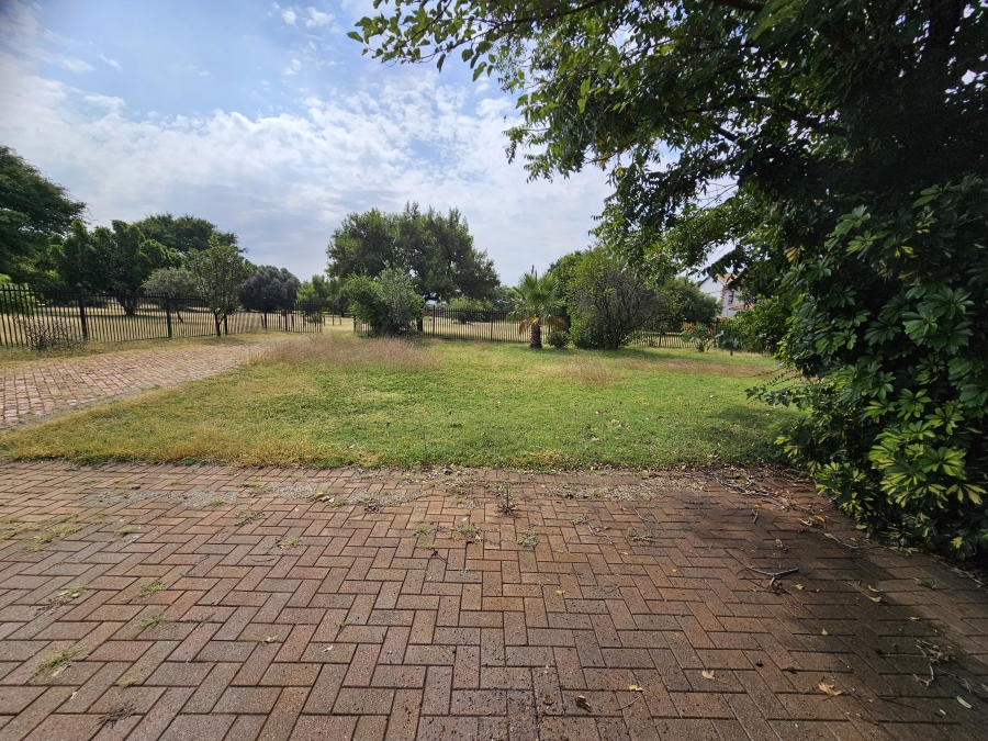 To Let 3 Bedroom Property for Rent in Montana Gauteng
