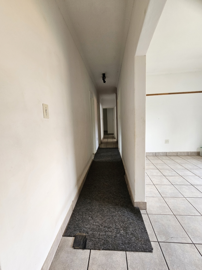 To Let 3 Bedroom Property for Rent in Montana Gauteng