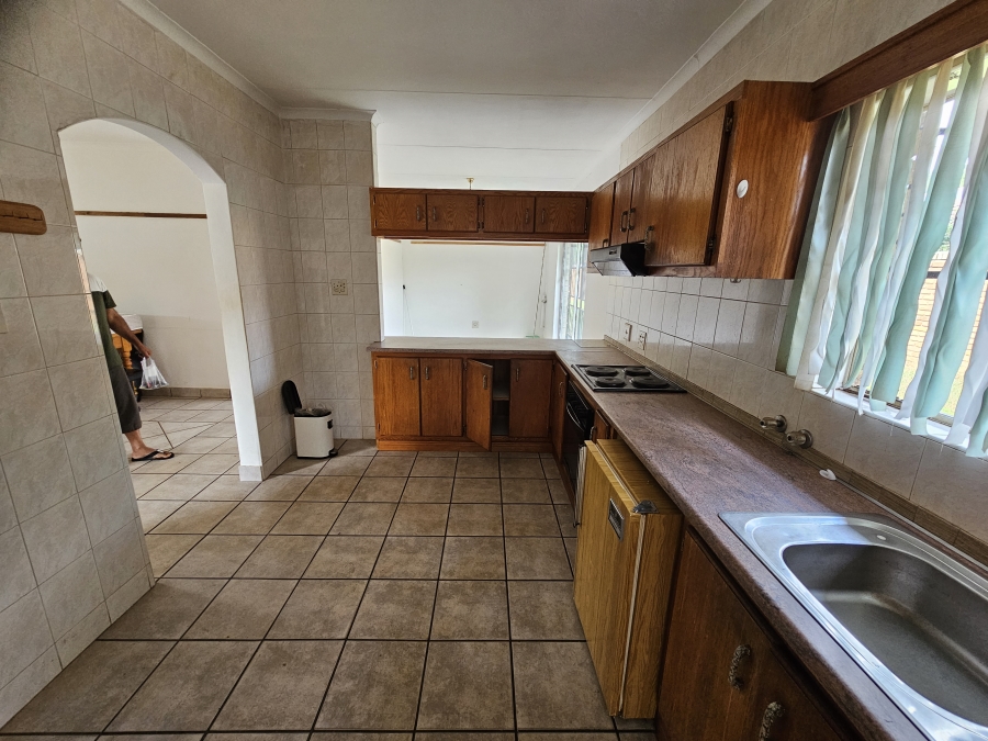 To Let 3 Bedroom Property for Rent in Montana Gauteng