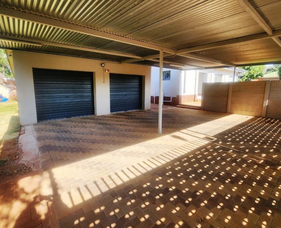 3 Bedroom Property for Sale in Sinoville Gauteng