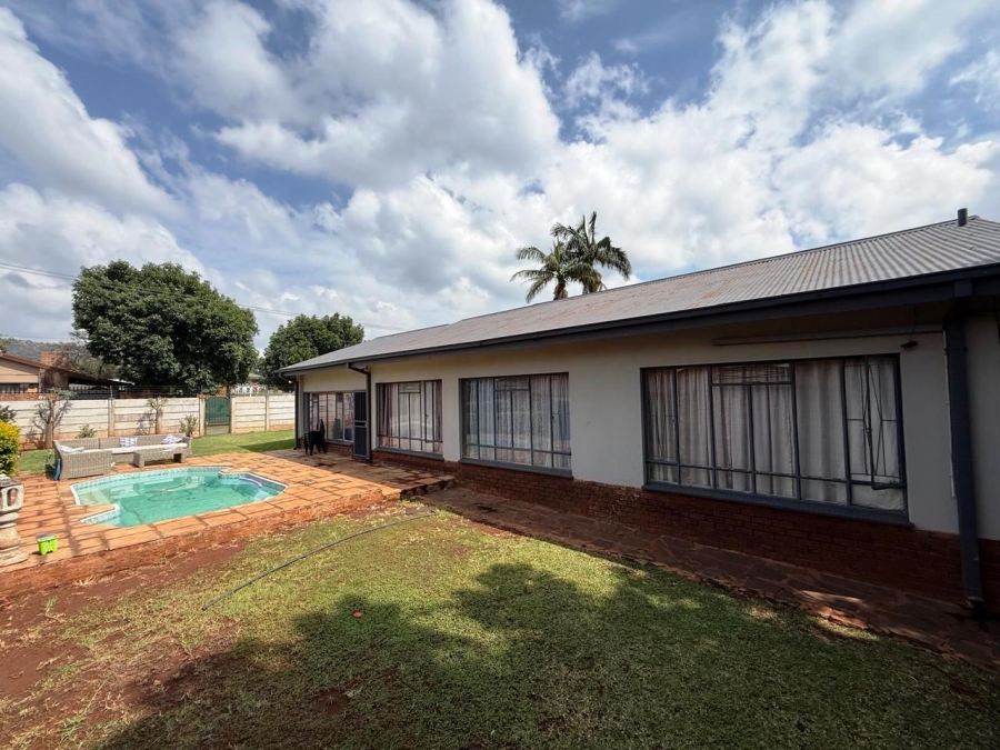 3 Bedroom Property for Sale in Sinoville Gauteng