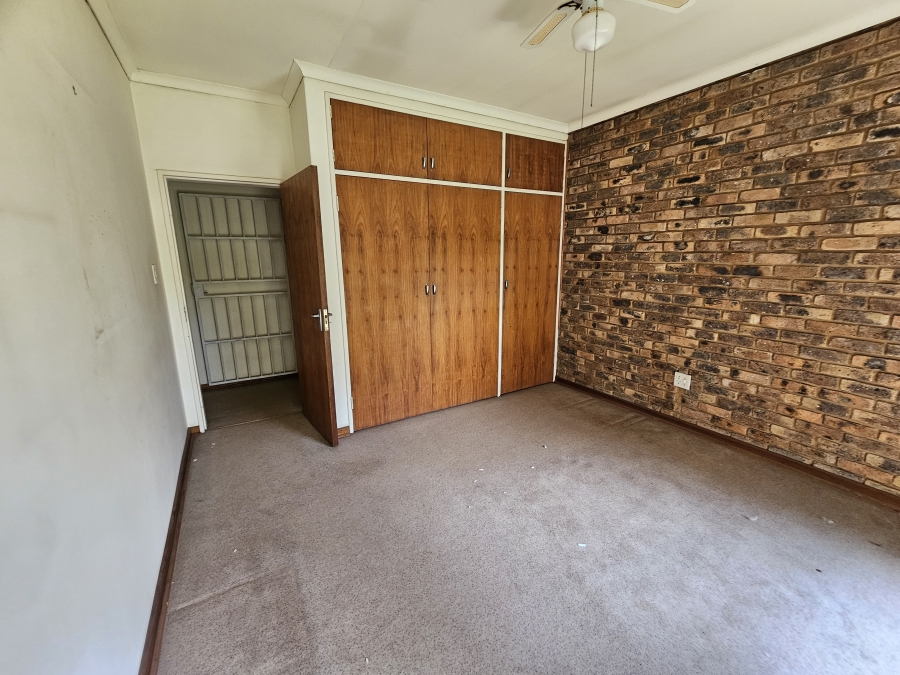 To Let 4 Bedroom Property for Rent in Montana Gauteng