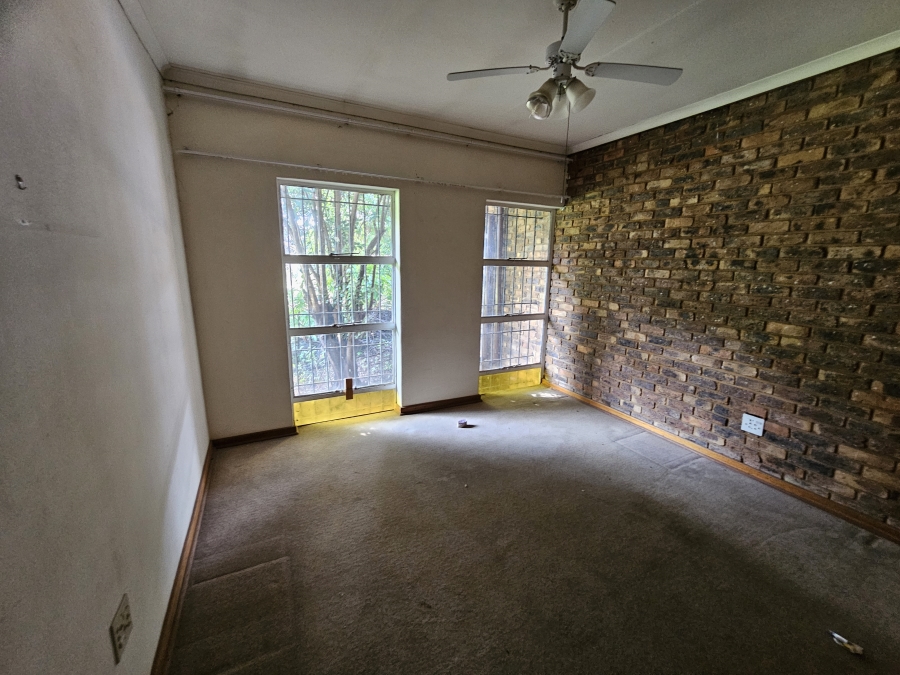 To Let 4 Bedroom Property for Rent in Montana Gauteng