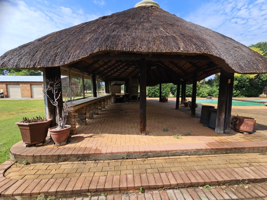 To Let 4 Bedroom Property for Rent in Montana Gauteng