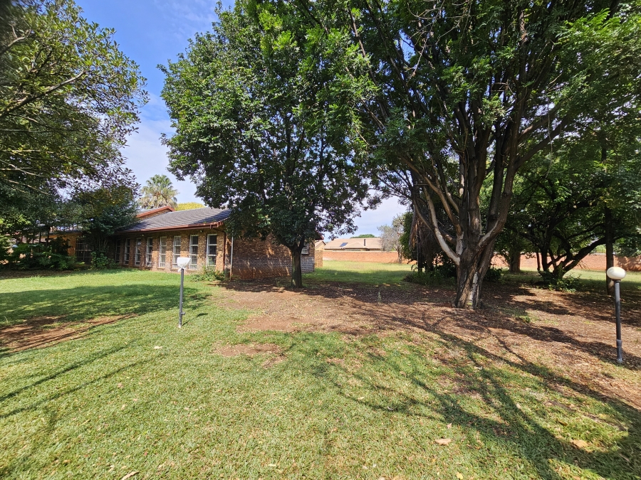 To Let 4 Bedroom Property for Rent in Montana Gauteng