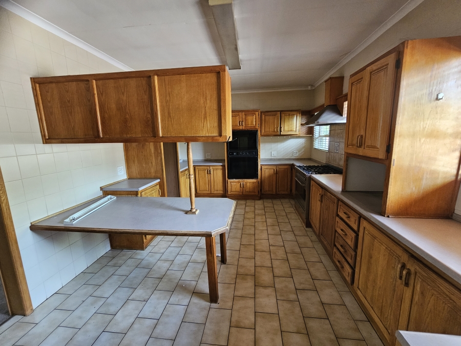 To Let 4 Bedroom Property for Rent in Montana Gauteng