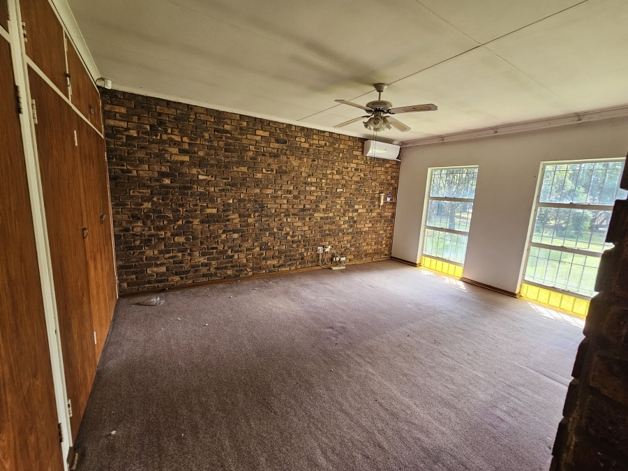 To Let 4 Bedroom Property for Rent in Montana Gauteng