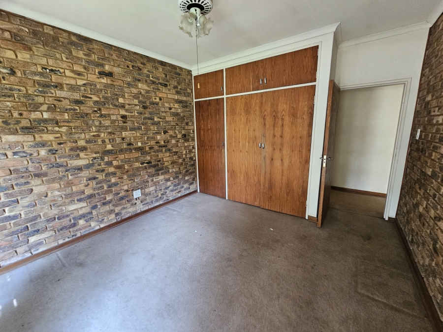 To Let 4 Bedroom Property for Rent in Montana Gauteng