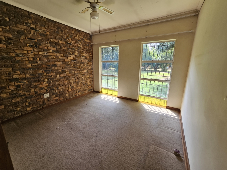 To Let 4 Bedroom Property for Rent in Montana Gauteng